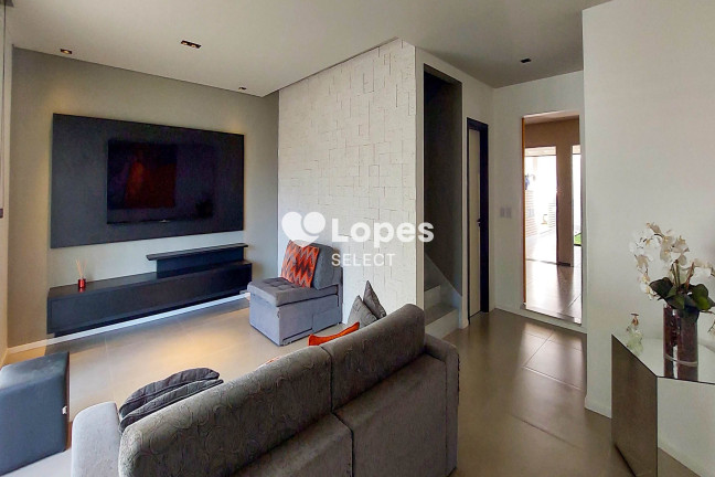 Imagem Imóvel com 3 Quartos à Venda, 250 m² em Pinheirinho - Vinhedo Imagem Imóvel com 3 Quartos à Venda, 250 m² em Pinheirinho - Vinhedo