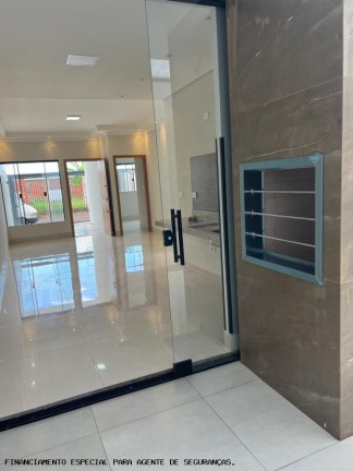 Imagem Imóvel com 3 Quartos à Venda, 81 m² em Jardim Rio De Janeiro - Sarandi Imagem Imóvel com 3 Quartos à Venda, 81 m² em Jardim Rio De Janeiro - Sarandi