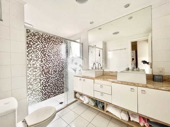 Imagem Apartamento com 3 Quartos à Venda, 192 m² em Aclimação - São Paulo Imagem Apartamento com 3 Quartos à Venda, 192 m² em Aclimação - São Paulo