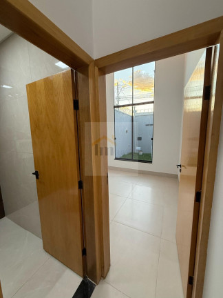 Imagem Casa com 3 Quartos à Venda, 130 m² em Jardim Fonte Nova - Goiânia Imagem Casa com 3 Quartos à Venda, 130 m² em Jardim Fonte Nova - Goiânia