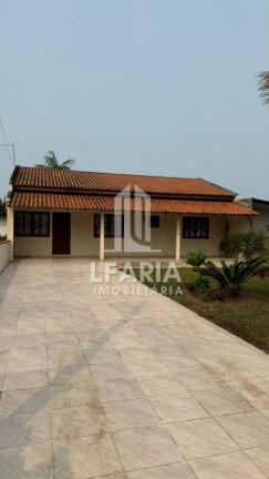 Imagem Casa com 3 Quartos para Temporada, 95 m² em Cambiju - Itapoá Imagem Casa com 3 Quartos para Temporada, 95 m² em Cambiju - Itapoá
