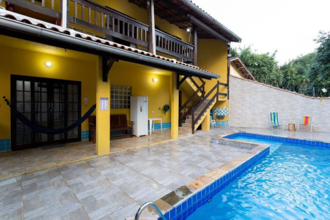 Imagem Sobrado com 3 Quartos à Venda, 250 m² em Jaraguá - São Sebastião Imagem Sobrado com 3 Quartos à Venda, 250 m² em Jaraguá - São Sebastião