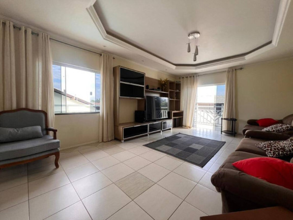 Imagem Casa com 3 Quartos à Venda, 380 m² em Centro - Balneário Barra Do Sul Imagem Casa com 3 Quartos à Venda, 380 m² em Centro - Balneário Barra Do Sul