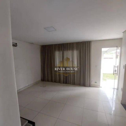 Imagem Sobrado com 3 Quartos à Venda, 250 m² em Village Flamboyant - Cuiabá Imagem Sobrado com 3 Quartos à Venda, 250 m² em Village Flamboyant - Cuiabá