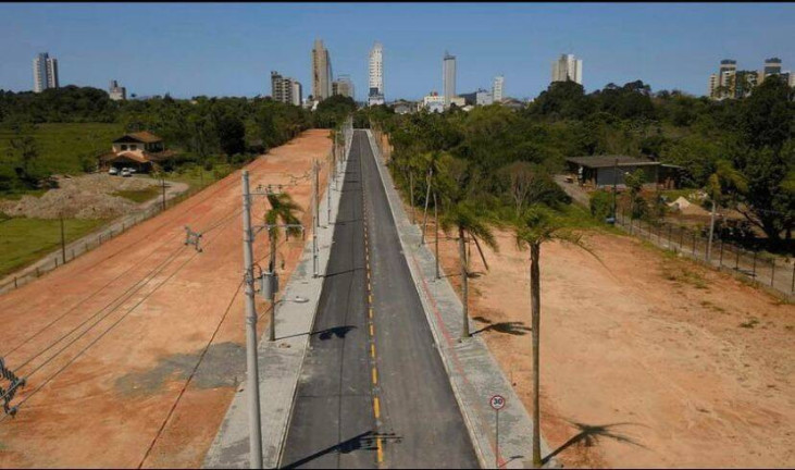 Imagem Terreno à Venda, 360 m² em Balneário Piçarras Imagem Terreno à Venda, 360 m² em Balneário Piçarras