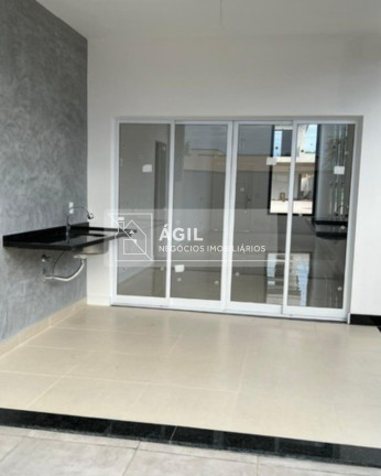 Imagem Casa com 3 Quartos à Venda, 250 m² em Parque Residencial Maria Elmira - Caçapava Imagem Casa com 3 Quartos à Venda, 250 m² em Parque Residencial Maria Elmira - Caçapava