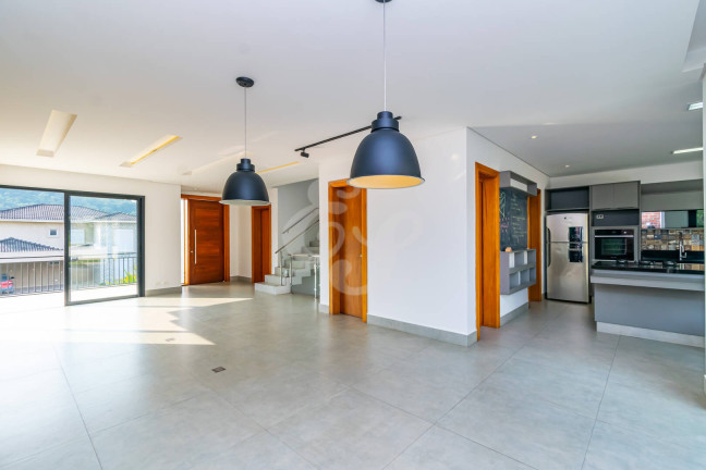 Imagem Casa de Condomínio com 5 Quartos para Alugar, 336 m² em Cidade Tamboré - Santana De Parnaíba Imagem Casa de Condomínio com 5 Quartos para Alugar, 336 m² em Cidade Tamboré - Santana De Parnaíba