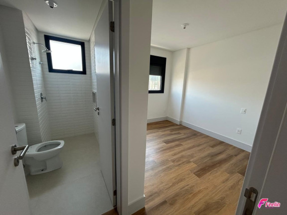Imagem Apartamento com 3 Quartos à Venda, 112 m² em Estreito - Florianópolis Imagem Apartamento com 3 Quartos à Venda, 112 m² em Estreito - Florianópolis