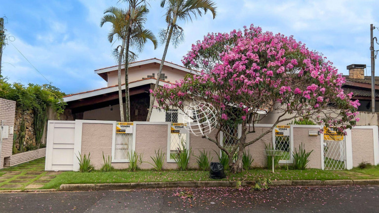 Imagem Casa com 3 Quartos à Venda ou Locação, 302 m² em Jardim Itaperi - Atibaia Imagem Casa com 3 Quartos à Venda ou Locação, 302 m² em Jardim Itaperi - Atibaia