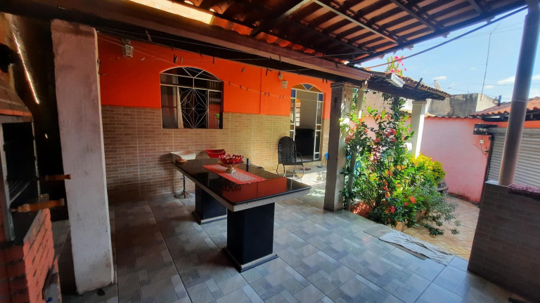 Imagem Casa com 3 Quartos à Venda, 150 m² em águia Dourada - Ibirité Imagem Casa com 3 Quartos à Venda, 150 m² em águia Dourada - Ibirité
