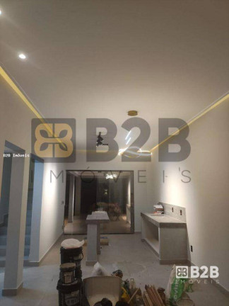 Imagem Casa com 3 Quartos à Venda, 230 m² em Vale Do Igapó - Bauru