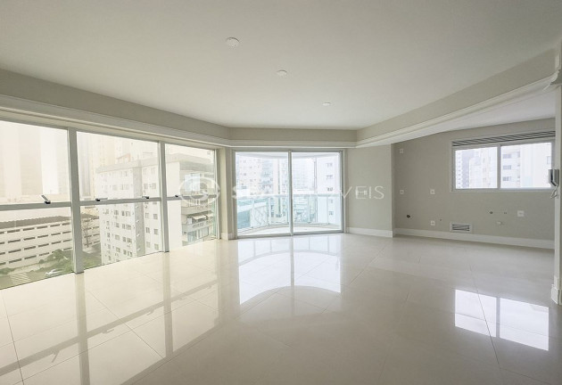 Imagem Apartamento com 3 Quartos à Venda, 142 m² em Centro - Balneário Camboriú Imagem Apartamento com 3 Quartos à Venda, 142 m² em Centro - Balneário Camboriú