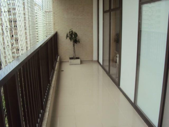 Imagem Apartamento com 4 Quartos à Venda, 240 m² em Pitangueiras - Guarujá Imagem Apartamento com 4 Quartos à Venda, 240 m² em Pitangueiras - Guarujá