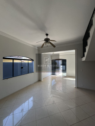 Imagem Sobrado com 4 Quartos à Venda, 293 m² em Vila Mano - Ourinhos Imagem Sobrado com 4 Quartos à Venda, 293 m² em Vila Mano - Ourinhos