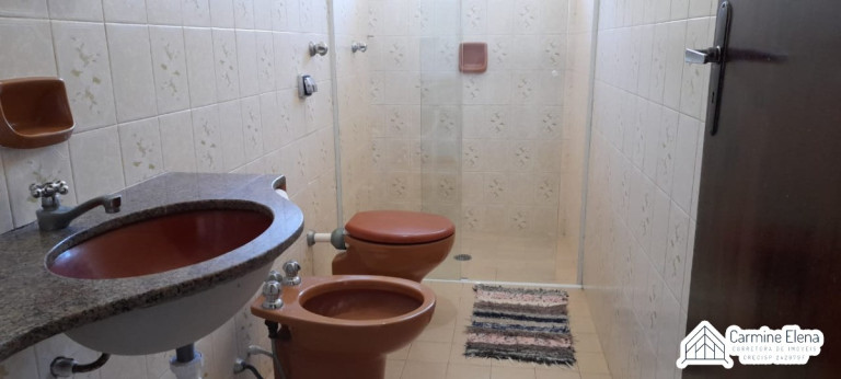 Imagem Sobrado com 6 Quartos à Venda, 210 m² em Toninhas - Ubatuba