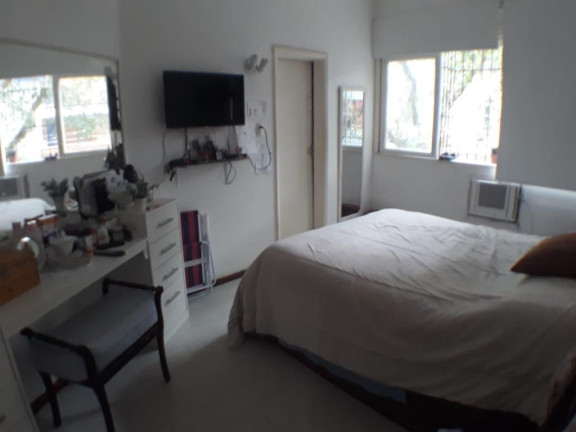 Imagem Casa com 7 Quartos à Venda, 300 m² em Gávea - Rio De Janeiro Imagem Casa com 7 Quartos à Venda, 300 m² em Gávea - Rio De Janeiro