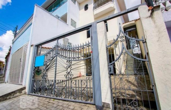 Sobrado com 4 Quartos à Venda, 200 m² em Parque Jaçatuba - Santo André