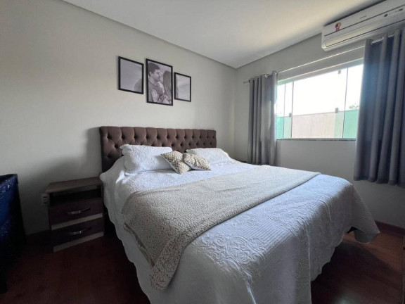 Imagem Casa com 3 Quartos à Venda, 150 m² em Costeira - Balneário Barra Do Sul Imagem Casa com 3 Quartos à Venda, 150 m² em Costeira - Balneário Barra Do Sul
