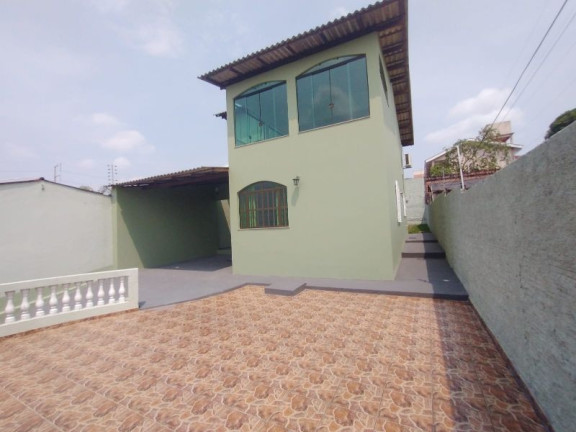 Imagem Casa com 3 Quartos à Venda, 213 m² em Parque 10 De Novembro - Manaus