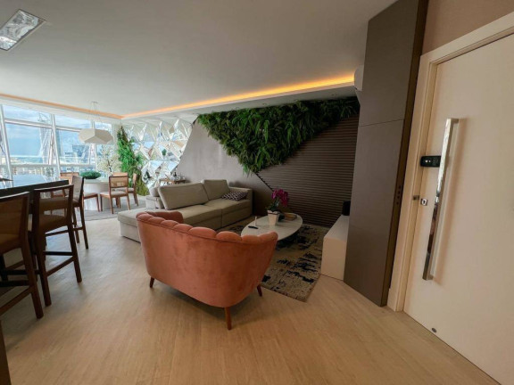 Imagem Apartamento com 3 Quartos à Venda, 130 m² em Centro - Balneário Camboriú