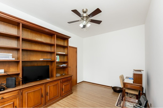 Imagem Apartamento com 4 Quartos à Venda, 244 m² em Vila Uberabinha - São Paulo