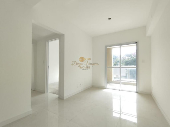 Apartamento com 2 Quartos à Venda, 57 m² em Várzea - Teresópolis