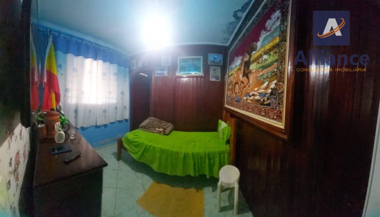 Imagem Casa com 2 Quartos à Venda, 130 m² em Santo Antônio - Louveira