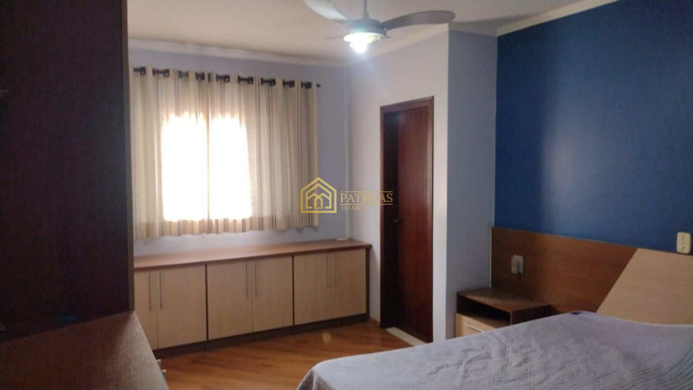 Casa com 4 Quartos à Venda, 250 m² em Utinga - Santo André