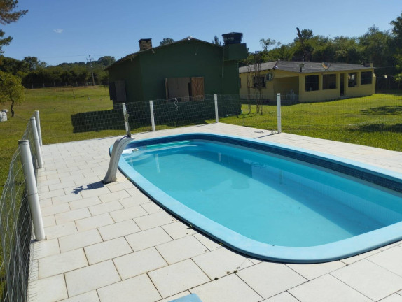 Imagem Chácara com 4 Quartos à Venda, 10.000 m² em Fiuza - Viamão