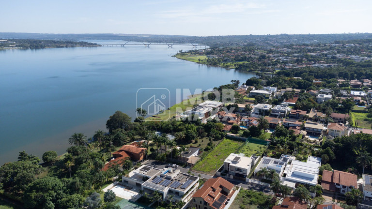 Imagem Casa com 4 Quartos à Venda, 67.488 m² em Lago Sul - Brasília Imagem Casa com 4 Quartos à Venda, 67.488 m² em Lago Sul - Brasília