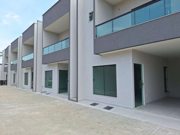 Casa de Condomínio com 4 Quartos à Venda, 169 m² em Salvador