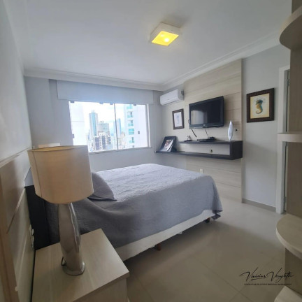 Imagem Apartamento com 5 Quartos para Temporada, 218 m² em Centro - Balneário Camboriú Imagem Apartamento com 5 Quartos para Temporada, 218 m² em Centro - Balneário Camboriú