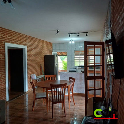 Imagem Imóvel com 2 Quartos à Venda, 300 m² em Clube Da Uva - Andradas Imagem Imóvel com 2 Quartos à Venda, 300 m² em Clube Da Uva - Andradas