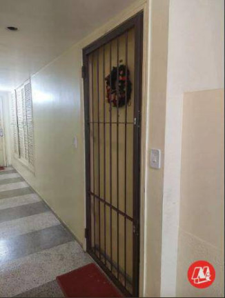 Imagem Kitnet com 1 Quarto à Venda, 31 m² em Santa Cecília - Porto Alegre Imagem Kitnet com 1 Quarto à Venda, 31 m² em Santa Cecília - Porto Alegre