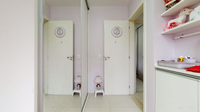 Imagem Imóvel com 2 Quartos à Venda, 58 m² em Cavalhada - Porto Alegre Imagem Imóvel com 2 Quartos à Venda, 58 m² em Cavalhada - Porto Alegre