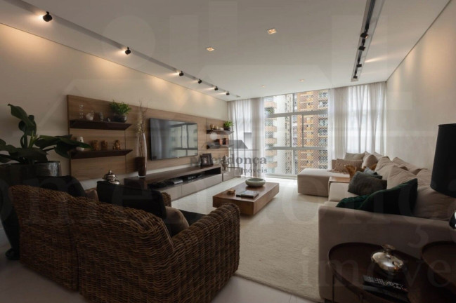 Imagem Apartamento com 4 Quartos à Venda, 222 m² em Santa Cecília - São Paulo Imagem Apartamento com 4 Quartos à Venda, 222 m² em Santa Cecília - São Paulo
