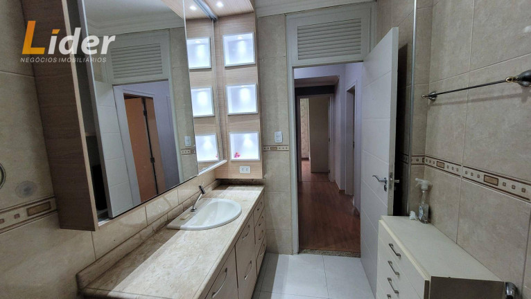 Imagem Apartamento com 4 Quartos para Alugar, 180 m² em Centro - Juiz De Fora Imagem Apartamento com 4 Quartos para Alugar, 180 m² em Centro - Juiz De Fora