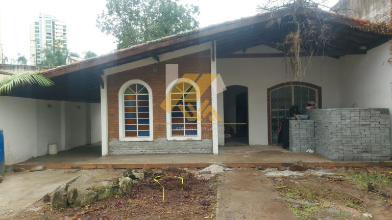 Casa com 4 Quartos à Venda, 400 m² em Vila Oliveira - Mogi Das Cruzes