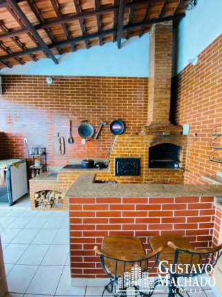 Imagem Casa com 4 Quartos à Venda, 190 m² em Parque Das Ilhas - Volta Redonda