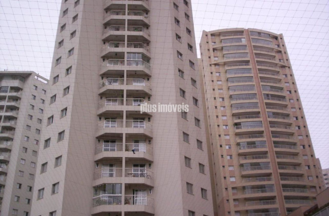 Apartamento com 3 Quartos à Venda, 71 m² em Vila Isa - São Paulo