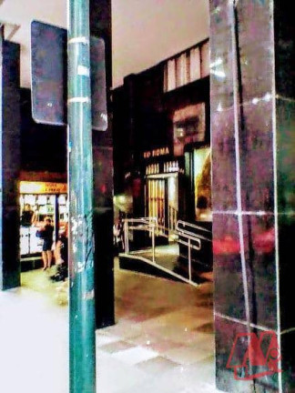 Sala Comercial à Venda ou Locação, 23 m² em Centro Histórico - Porto Alegre