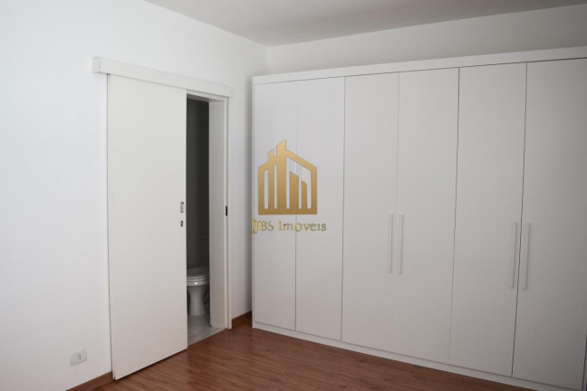 Imagem Casa com 4 Quartos à Venda, 230 m² em Ahú - Curitiba
