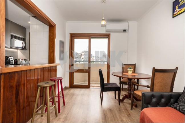 Imagem Apartamento com 1 Quarto à Venda, 57 m² em Independência - Porto Alegre Imagem Apartamento com 1 Quarto à Venda, 57 m² em Independência - Porto Alegre