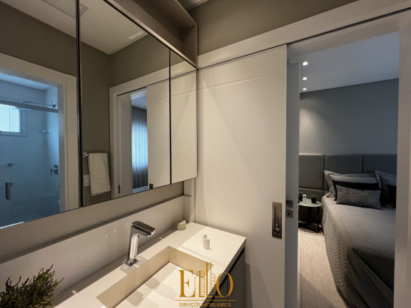 Imagem Apartamento com 4 Quartos à Venda, 145 m² em Meia Praia - Itapema Imagem Apartamento com 4 Quartos à Venda, 145 m² em Meia Praia - Itapema
