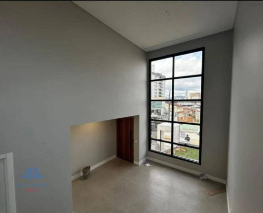 Imagem Casa com 3 Quartos à Venda, 188 m² em Estreito - Florianópolis Imagem Casa com 3 Quartos à Venda, 188 m² em Estreito - Florianópolis
