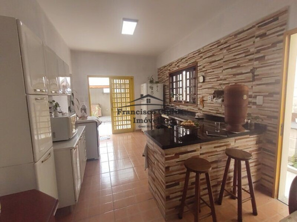 Imagem Sobrado com 4 Quartos à Venda, 151 m² em Village Santana - Guaratinguetá Imagem Sobrado com 4 Quartos à Venda, 151 m² em Village Santana - Guaratinguetá