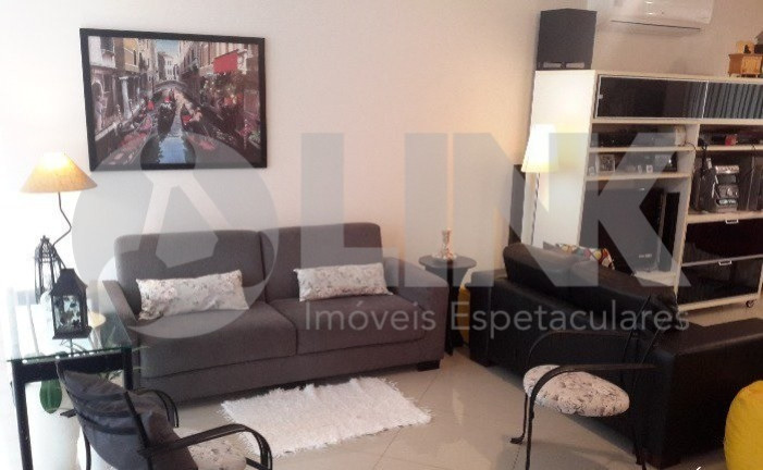 Imagem Casa com 3 Quartos à Venda, 222 m² em Ecoville - Porto Alegre Imagem Casa com 3 Quartos à Venda, 222 m² em Ecoville - Porto Alegre