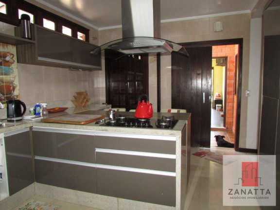 Imagem Casa com 3 Quartos à Venda, 300 m² em Parque Amador - Esteio Imagem Casa com 3 Quartos à Venda, 300 m² em Parque Amador - Esteio