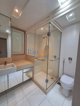 Imagem Apartamento com 4 Quartos à Venda, 300 m² em Barra Da Tijuca - Rio De Janeiro