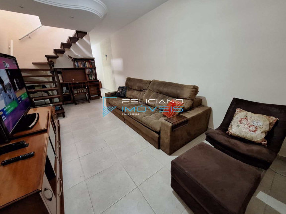 Imagem Casa com 3 Quartos à Venda, 175 m² em Guilhermina - Praia Grande Imagem Casa com 3 Quartos à Venda, 175 m² em Guilhermina - Praia Grande